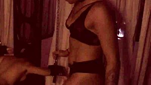 submissa obediente sofrendo e gozando na mão da dominadora venusss e marsha love, minha primeira vez com domme