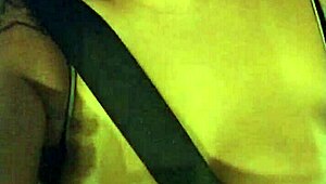 Mostrando Peitos no Trânsito de São Paulo