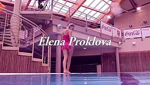 uhh, proklova strips bikini n swims underwater
