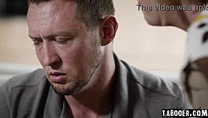 Pierce Paris and Dee Williams Dive into Primal Sex, Turning into Wild 3Some with Whitney