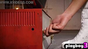 Perfect Teen Deisy Leon Teasing in Sexy Outfit, Wow!