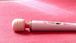 Awesome Lady Dee Has A Real Orgasm!