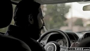 अरे, हॉस्पिटल में बेचारी औरत को विकृत फर्टिलिटी ट्रीटमेंट मिला