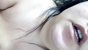 Safada Mary Jhuana Gets Soaked While Pleasuring Herself Wildly on Bed with Pierced Nipples