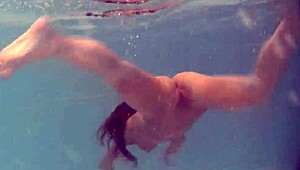 Beautiful Teen Natalia Kupalka Swims Naked