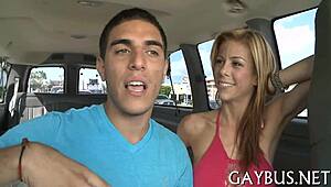 man, givin a blowjob to this gay hunk, so hottt...