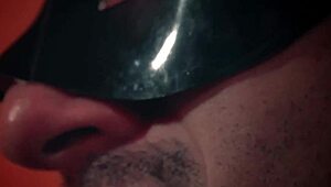 Bound muscular hunk masturbates while taking deep anal from athletic bodybuilder, ending in cumshot