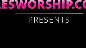 goth tattoo roommates dive into threesome lesbian sex in dorm