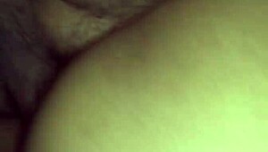 Petite webcam girl from Esmeraldas intrigues with her wild side