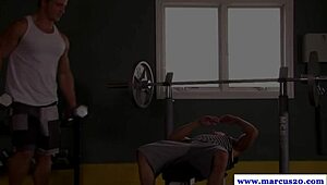 straight dude got turned gay with a quick bj at the gym