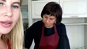 Sugarnadya waxes a huge dick with her eager new student! 😜