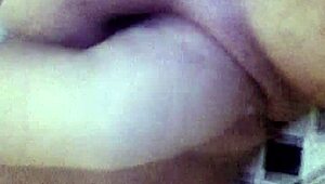 Metiendo Mano A Mi Zorra Caliente Amateurs Pussy Handjob Close-Up Masturbation Whore Sexy Milf Cumshot Wet