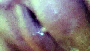 Metiendo Mano A Mi Zorra Caliente Amateurs Pussy Handjob Close-Up Masturbation Whore Sexy Milf Cumshot Wet