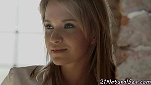 Big booty babe casually rides that fat cock