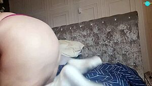 Milf Shows Off Shaved Pussy In Close-Up Homemade Play