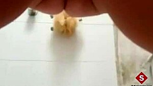 Calentándome En La Bañera Con Dedos!