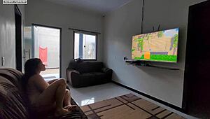 Jogando videogame sentado nas pernas so queria zerar o jogo e nem viu o tamanho que ta a madeira?