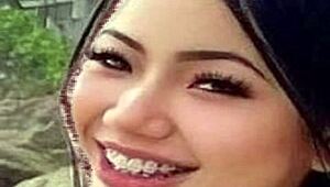 Drawing a hot african woman in bikini on the beach while masturbating