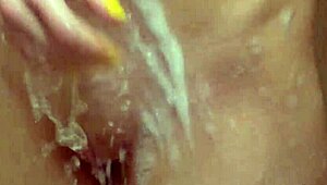 Why does this 18-year-old tease in 4k shower?