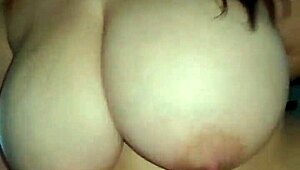 la amiga de mi novia me pide follarla quick before she comes!