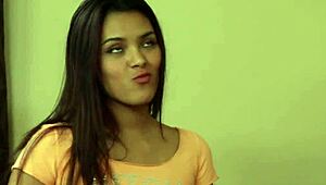 Teen Latina gets sprayed with cum, so adorable! 😘