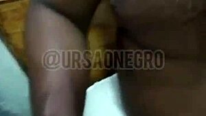 orgia com 3 novinhos hoje eu to guloso - completo no red