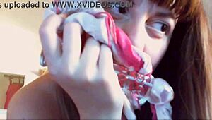 Hot dirty squirting for this Italian slut, watch her masturbate and squirt all over the nerd's feet