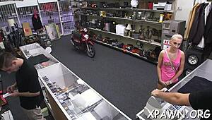 Good Looking Slut Lusts Over Cock in Amateur Video with Blowjob and Fucking