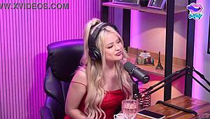 A Giselle Berdnarski Deixou A Monique Bertolini Com Muito Tesão 😍