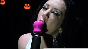 jayden jaymes is playing with her tight wet pussy right now