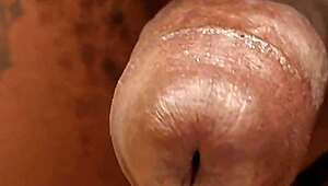 मैं अपना ह्यूज बीबीसी रोक नहीं सकता, हेल्लूजाह जॉनसन, ओप्स!