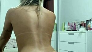 Uma Brincadeira Com Minha Namorada Bruna Carlos De Plug No Cuzinho