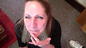 Hey, just a quick deep swallow from my free use wife tonight