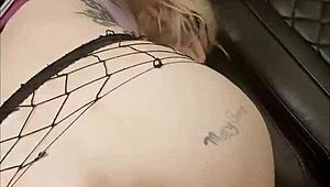 I can't resist a black cock owning my sissy hole!