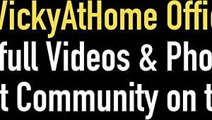 big boobed vicky vette enjoy her vacations playing with her cunt