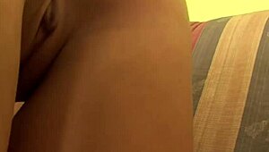 i cant believe daria glover shows her hot body like that