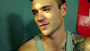 Fucking focus on Scott Finn and Trevor Harris going hard