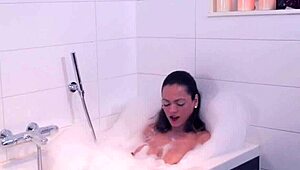 Solo Bathing Shemale, Why Tug Alone in the Tub?