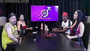 man, the weirdest moment when she shat on his dick, and the strong smell hit her pussy - Jefao Oficial, Karen Oliver, Casal Porra Loka!