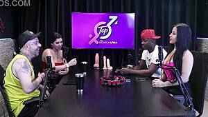 man, the weirdest moment when she shat on his dick, and the strong smell hit her pussy - Jefao Oficial, Karen Oliver, Casal Porra Loka!