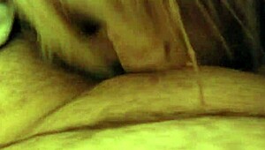 Amateur Wife Craves a Quick Mouthful of Hot Cum