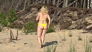 Bikini Milf Masturbates in Colorful Beach Outfit