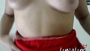 Married Woman Showing Off on Xvideos Red
