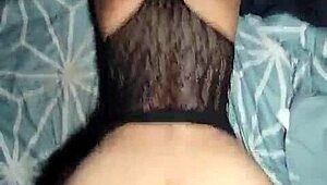 Pero que hermoso culo tiene la morena que contrate ayer