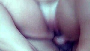 filling my girlfriend's pussy with cum