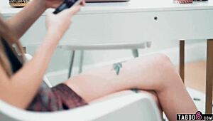 mom's boss tasha reign enjoys lesbian fun with stepdaughter haley reed