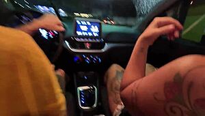 i'm gettin ready in public on praia grande beach, who gonna fuck my african ass?