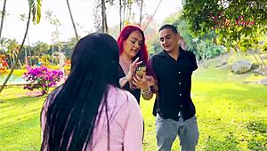 Le arriman la verga en el cami�n a la colegiala su twitter castingxxx8