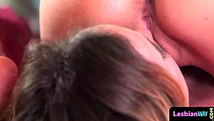 i love watching my lez girlfriends tribbing after that sixtynine pose, it's so hottt