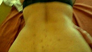 My girlfriend, a college student, loves the deep penetration in her ass.